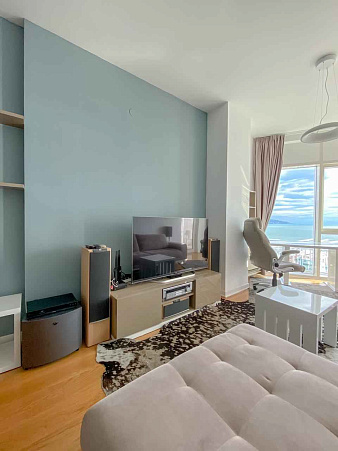 Apartment mit zwei Schlafzimmern und Meerblick im Zentrum von Budva — photo 2